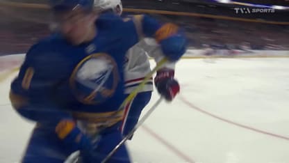 MTL@BUF: Caufield marque un but contre Alex Lyon