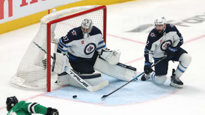 Hellebuyck: "We're all very motivated for a Cup."