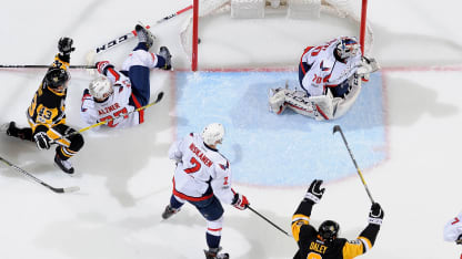 Pens_celebrate_goal_vs_Caps