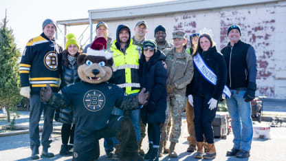 Bruins Foundation Hosts 'Trees for Soldiers' Event