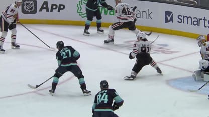 CHI@SEA: Kakko scores goal against Arvid Soderblom