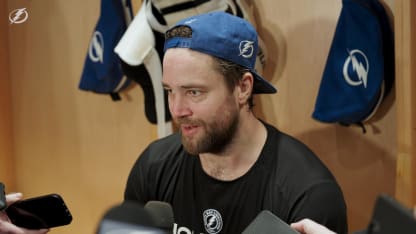 Victor Hedman | Pregame at Toronto Maple Leafs
