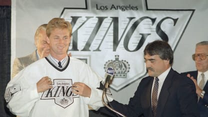 Wayne-Gretzky-The-Trade-LA-Kings-Jersey-Unveil