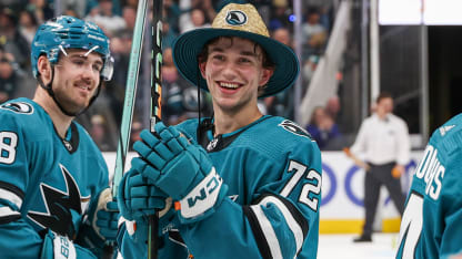William Eklund wears Sharks straw hat after 1st NHL hat trick