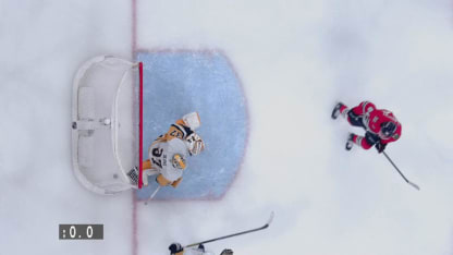 PIT@CHI: Bertuzzi scores goal against Arturs Silovs