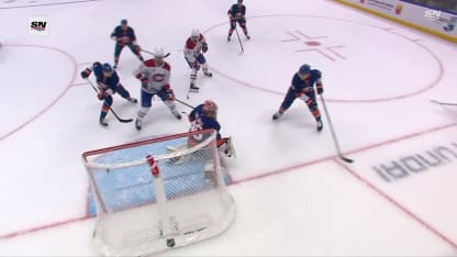 MTL@NYI: Caufield scores PPG against Semyon Varlamov