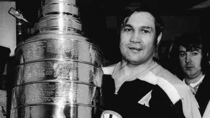 Bucyk_Johnny_8445240_BOS_StanleyCup_1972