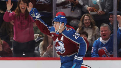 MacKinnon grabs lead with PPG