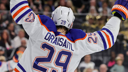 Leon Draisaitl ragt beim ersten Saisonsieg der Edmonton Oilers mit Vier-Punkte-Spiel heraus