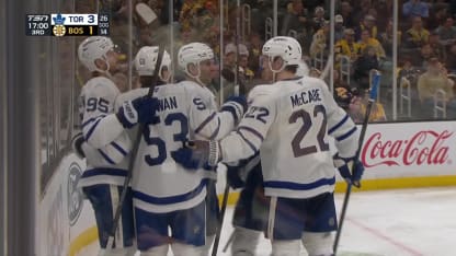 TOR@BOS: Nylander scores goal against Jeremy Swayman