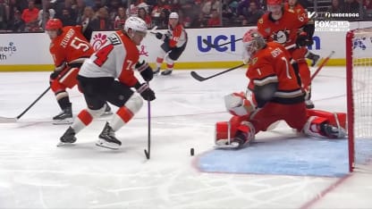 PHI@ANA: Tippett marque un but contre Lukas Dostal