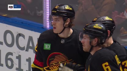 TBL@VAN: Ohgren scores goal against Andrei Vasilevskiy