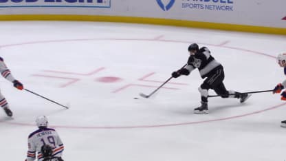 Kuzmenko trouve l'ouverture