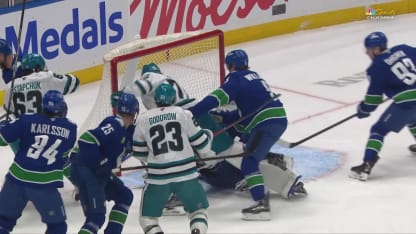 SJS@VAN: Reaves scores goal against Thatcher Demko