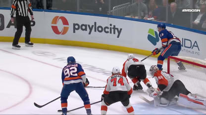 PHI@NYI: Pageau scores goal against Dan Vladar