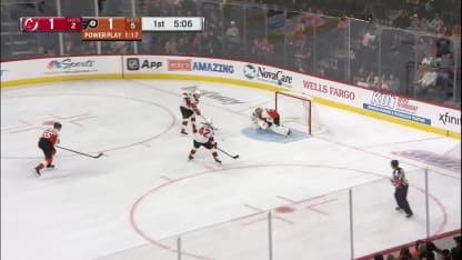 Hart robs Devils on 2-on-0 chance