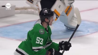 BOS@DAL: Johnston scores PPG against Jeremy Swayman