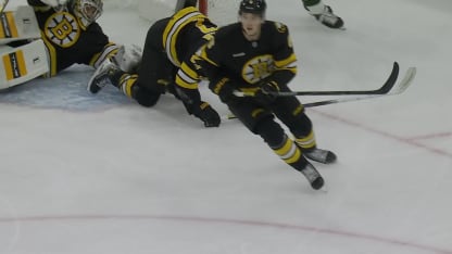 MIN@BOS: Swayman with a great save against Mats Zuccarello