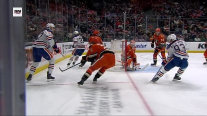 EDM@ANA: Nugent-Hopkins scores goal against Lukas Dostal