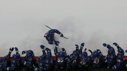 Gabriel Landeskog celebrate bench St. Louis Blues 2021 January 21