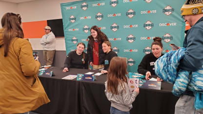 PWHL players signing
