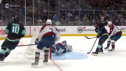 COL@SEA: Eberle scores goal against Mackenzie Blackwood