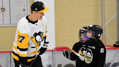 bjugstad-little-penguins-sidekick