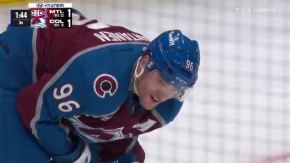 MTL@COL: Dobeš effectue un bel arrêt contre Mikko Rantanen