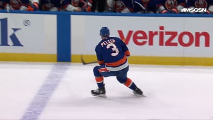 NYR@NYI: Holmstrom scores empty-net goal