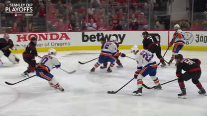 Nelson buries a wrister