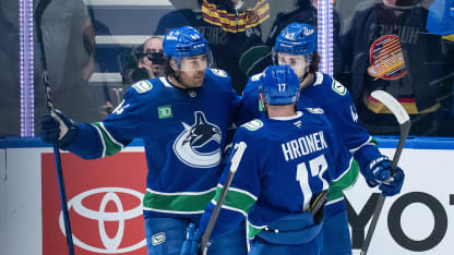 Sherwood completes passing play