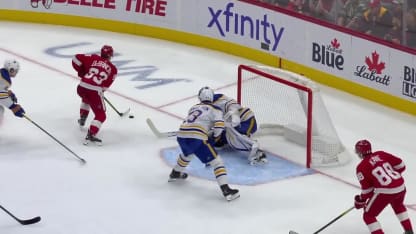 BUF@DET: Larkin scores PPG against Ukko-Pekka Luukkonen