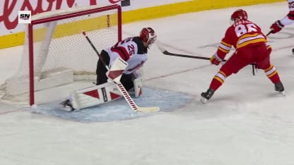 Markstrom ferme la porte à Farabee