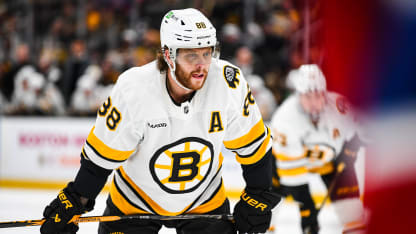 Bitterljuv milstolpe för David Pastrnak