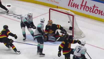 Eberle prépare le deuxième but de McMann