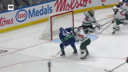 MIN@VAN: Raty scores goal against Jesper Wallstedt