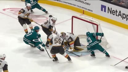VGK@SJS: Skinner scores goal against Akira Schmid