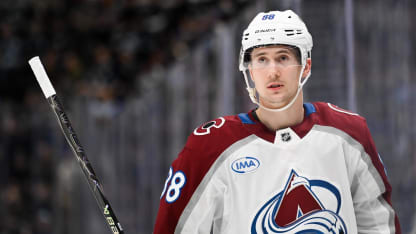 Necas Records 3-Point Night in Avalanche Win vs. Kings