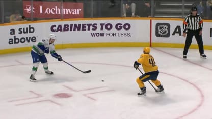 VAN@NSH: Saros with a great save against Jake DeBrusk