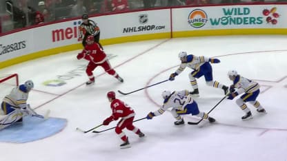 BUF@DET: Larkin scores PPG against Ukko-Pekka Luukkonen