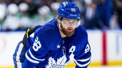 Nylander med tre poäng i förlust