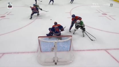 Robertson redirige le tir de Bichsel
