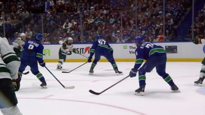 MIN@VAN: Zuccarello scores PPG against Nikita Tolopilo