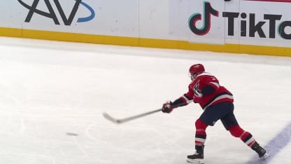 CHI@WSH: Leonard scores goal against Spencer Knight