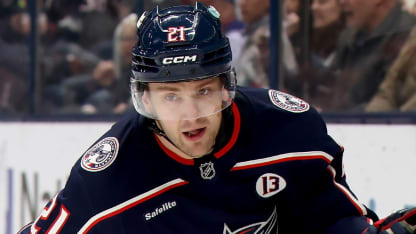 James van Riemsdyk signs 1 year contract with Detroit Red Wings