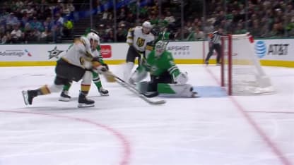 VGK@DAL: Cotter scores goal against Jake Oettinger