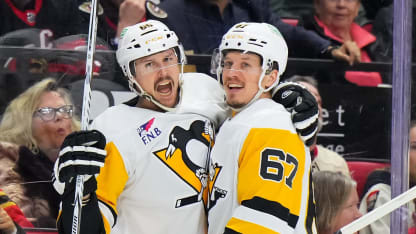 Rakell och Karlsson visar vägen för Penguins