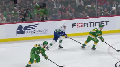 VAN@MIN: Boldy scores goal against Nikita Tolopilo