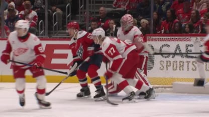 DET@WSH: Fehervary scores goal against John Gibson