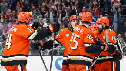 Sennecke Jams In His 15th